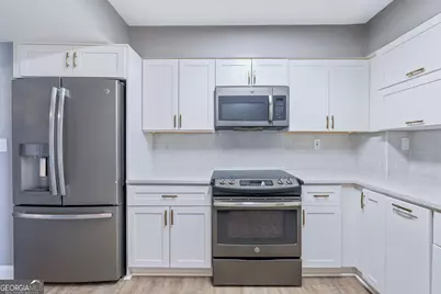 2870 Pharr Court South NW #2401, Atlanta, GA 30305 - Photo 5