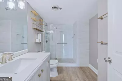 2870 Pharr Court South NW #2401, Atlanta, GA 30305 - Photo 17