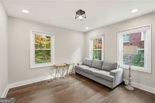 2025 Venetian Dr SW, Atlanta, GA 30311 - Photo 17