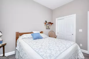 1087 Creekwood Cir, Madison, GA 30650 - Photo 7