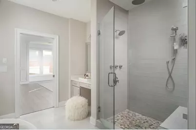 4518 Collins Avenue, Sandy Springs, GA 30342 - Photo 15