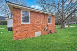 205 Westmoreland Dr, Griffin, GA 30223 - Photo 5