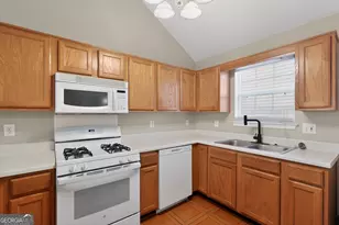 1523 Wembley Dr, Douglasville, GA 30134 - Photo 7