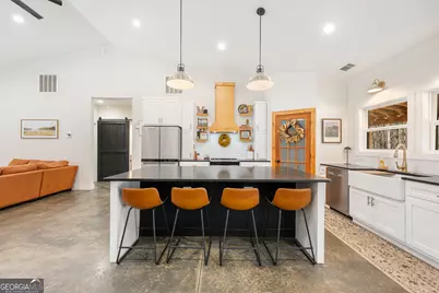 784 Center Of The World Road, Canon, GA 30520 - Photo 13