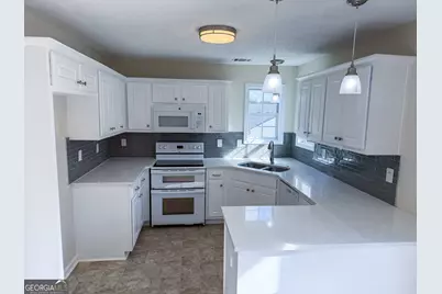 1119 Hummingbird Way, Winder, GA 30680 - Photo 3