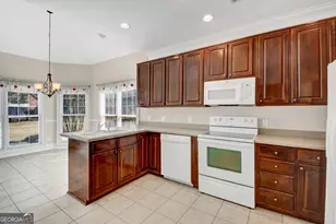 7574 Elliott Dr, Jonesboro, GA 30236 - Photo 9