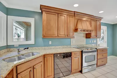 240 Browns Hill Court, Tyrone, GA 30290 - Photo 17