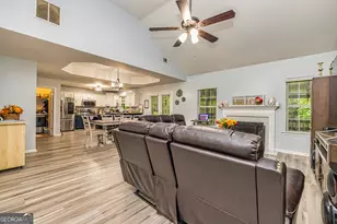 107 Trisha Ln, Grantville, GA 30220 - Photo 5