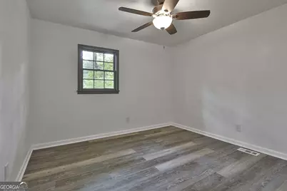 157 Hyde Circle, Newnan, GA 30263 - Photo 9