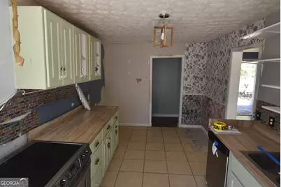 255 Woodlawn Avenue, Winder, GA 30680 - Photo 11