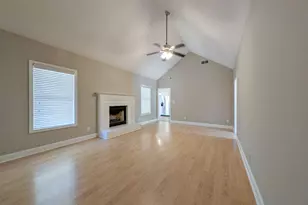 114 Riveredge Dr, McDonough, GA 30252 - Photo 9