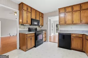 140 Chesterfield Ct, Fayetteville, GA 30214 - Photo 19