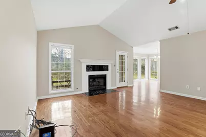 140 Chesterfield Court, Fayetteville, GA 30214 - Photo 9