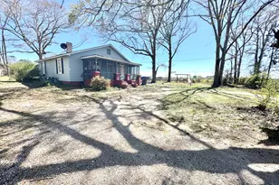 143 Willis Cir, Lagrange, GA 30241 - Photo 3