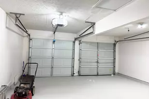 358 Summit Ln, Riverdale, GA 30274 - Photo 11