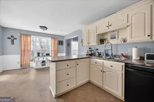 936 Chapman Dr, Macon, GA 31211 - Photo 9