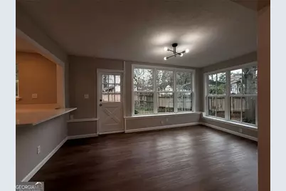 1055 Pinecrest Drive, Forest Park, GA 30297 - Photo 19