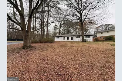 1055 Pinecrest Drive, Forest Park, GA 30297 - Photo 3
