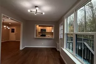1055 Pinecrest Dr, Forest Park, GA 30297 - Photo 21