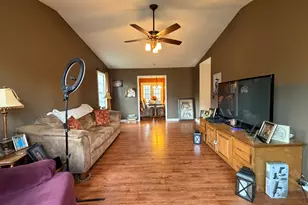 607 W Cook Dr, Chatsworth, GA 30705 - Photo 11