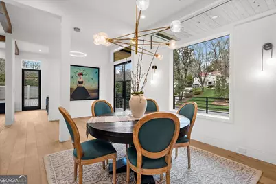 942 Peachtree Battle Circle NW, Atlanta, GA 30327 - Photo 31