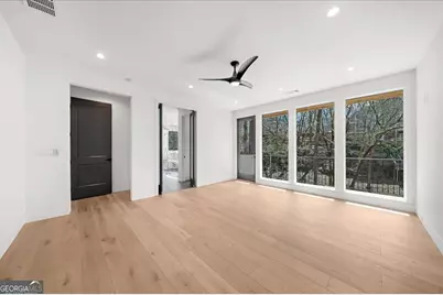 942 Peachtree Battle Circle NW, Atlanta, GA 30327 - Photo 17