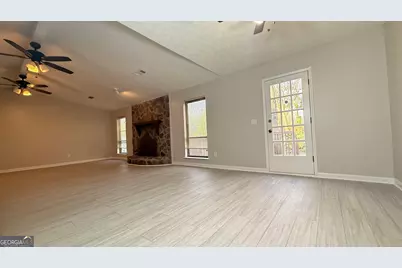 6928 Babbling Brook Dr, Rex, GA 30273 - Photo 9