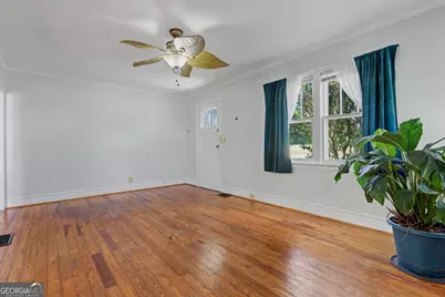 642 Greenwood Street, Barnesville, GA 30204 - Photo 5