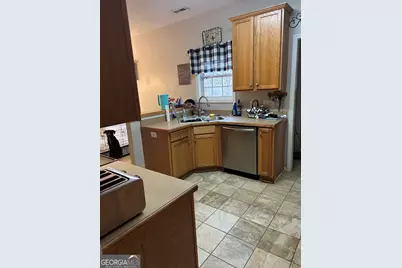 55 Rock Mill Court, Senoia, GA 30276 - Photo 5