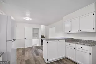 2717 Shelley Ln, Ellenwood, GA 30294 - Photo 21