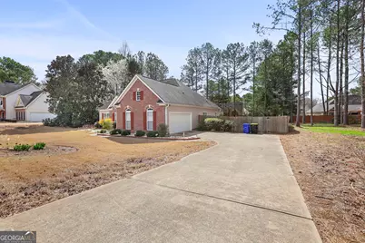 150 Chaucer Parkway, Fayetteville, GA 30214 - Photo 5