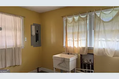 2023 Bowman Highway NW, Dewy Rose, GA 30634 - Photo 9