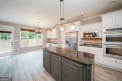 2113 SW Autumn Chase Drive, Stockbridge, GA 30281 - Photo 9