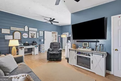 1341 Sommerset Drive, Lawrenceville, GA 30043 - Photo 23