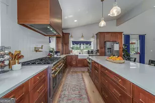 2110 Post Rd, Hazlehurst, GA 31539 - Photo 9