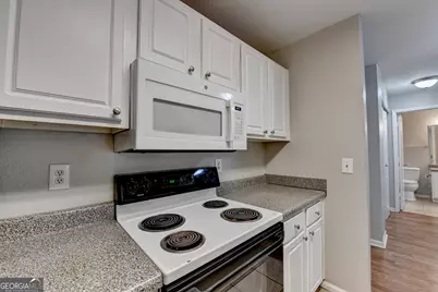 3655 Habersham Road NE #APT 311, Atlanta, GA 30305 - Photo 9