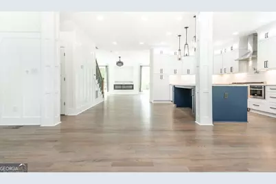 4056 Ashford Dunwoody Road NE, Brookhaven, GA 30319 - Photo 11