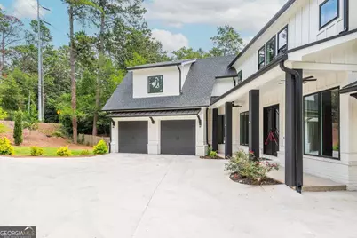 4056 Ashford Dunwoody Road NE, Brookhaven, GA 30319 - Photo 7