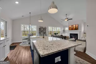 214 Franklin Hills Dr, Carnesville, GA 30521 - Photo 41