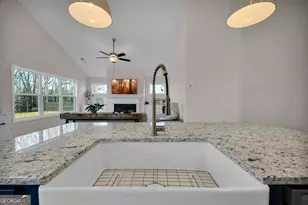 214 Franklin Hills Dr, Carnesville, GA 30521 - Photo 47