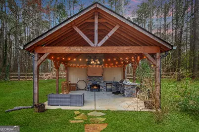 6898 Lakeshore Drive, Douglasville, GA 30135 - Photo 35