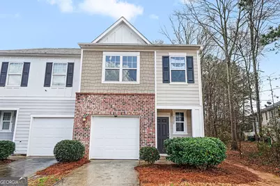 2332 McKenna Square Drive, Lithonia, GA 30058 - Photo 1