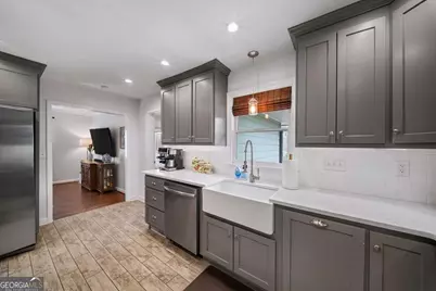 2654 Estelle Court SE, Smyrna, GA 30082 - Photo 5