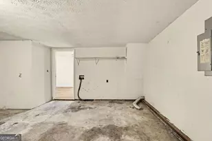 1188 Woodfield Trce, Lithonia, GA 30058 - Photo 21