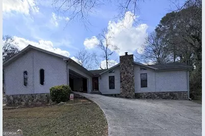 2966 Riviera Drive NW, Conyers, GA 30012 - Photo 5