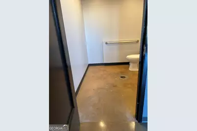 572 NE Edgewood Avenue NE # R122, Atlanta, GA 30312 - Photo 11