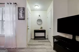 401 N Cromwell Rd, Savannah, GA 31410 - Photo 7