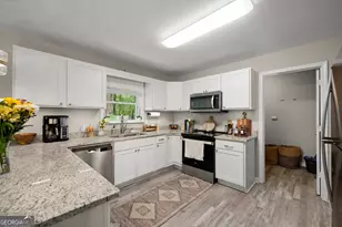 3621 Griffin Dr, Gainesville, GA 30506 - Photo 11