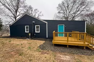 1418 E 10th St, West Point, GA 31833 - Photo 5
