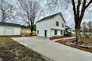 2095 4 Notch Rd, Carrollton, GA 30116 - Photo 3